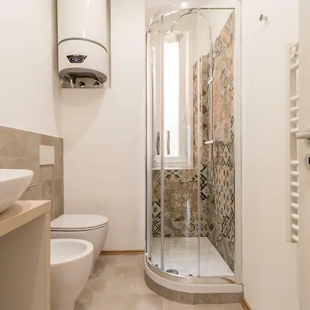 דירה Elegante 8 Posti Vicino Stazione - Grey E Blu טריאסטה