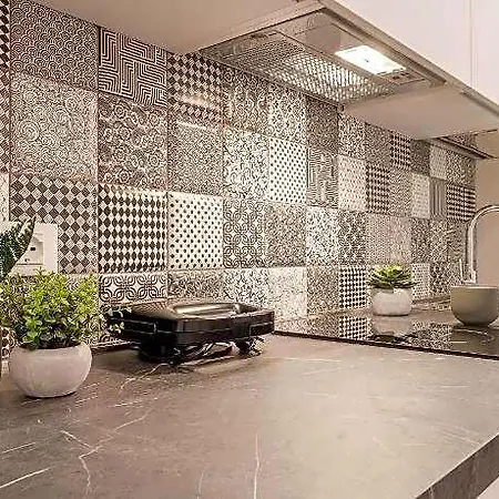 Elegante 8 Posti Vicino Stazione - Grey E Blu 아파트
