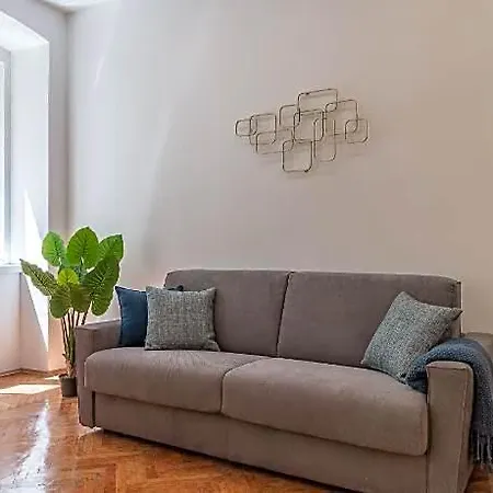 Elegante 8 Posti Vicino Stazione - Grey E Blu 아파트 *