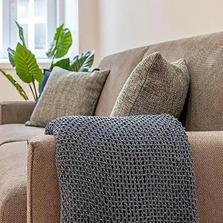 Elegante 8 Posti Vicino Stazione - Grey E Blu * 트리에스테